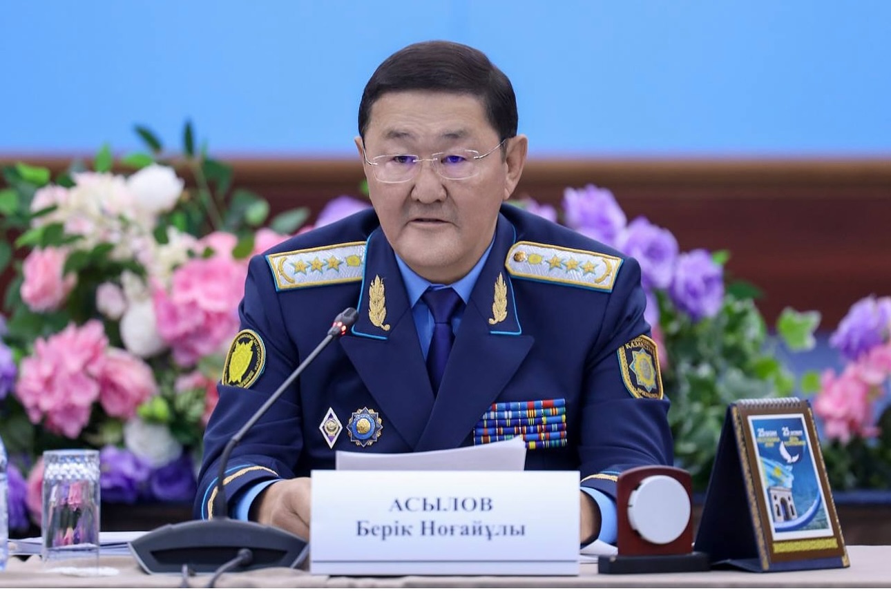 Провёл заседание коллегии, посвящённое эффективности мер по соблюдению конституционных прав граждан и противодействию пыткам.
